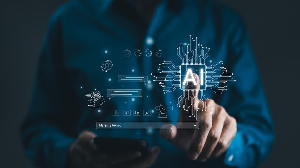 How AI Is Revolutionizing Invoice Management for Modern Enterprises